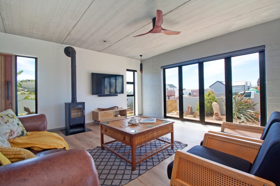 4 Bedroom Property for Sale in Kommetjie Western Cape